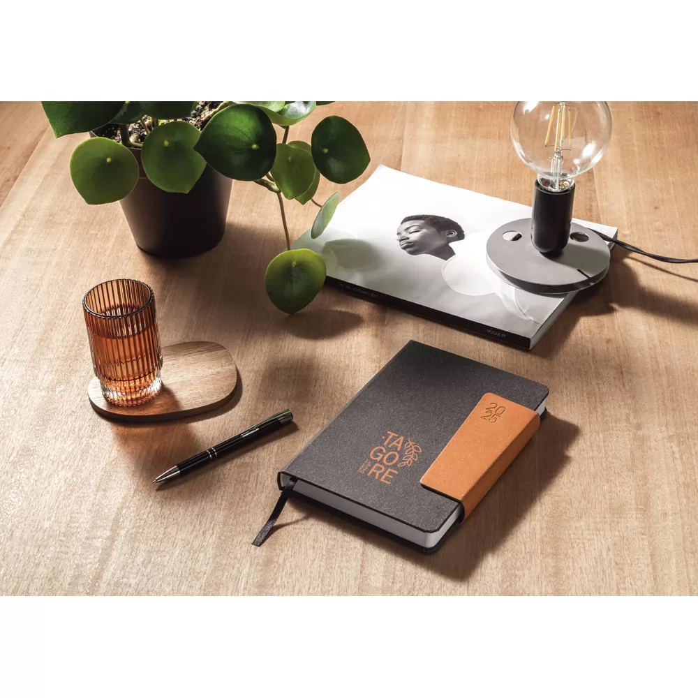 Agenda A5 em Pele 58% Reciclada Personalizada