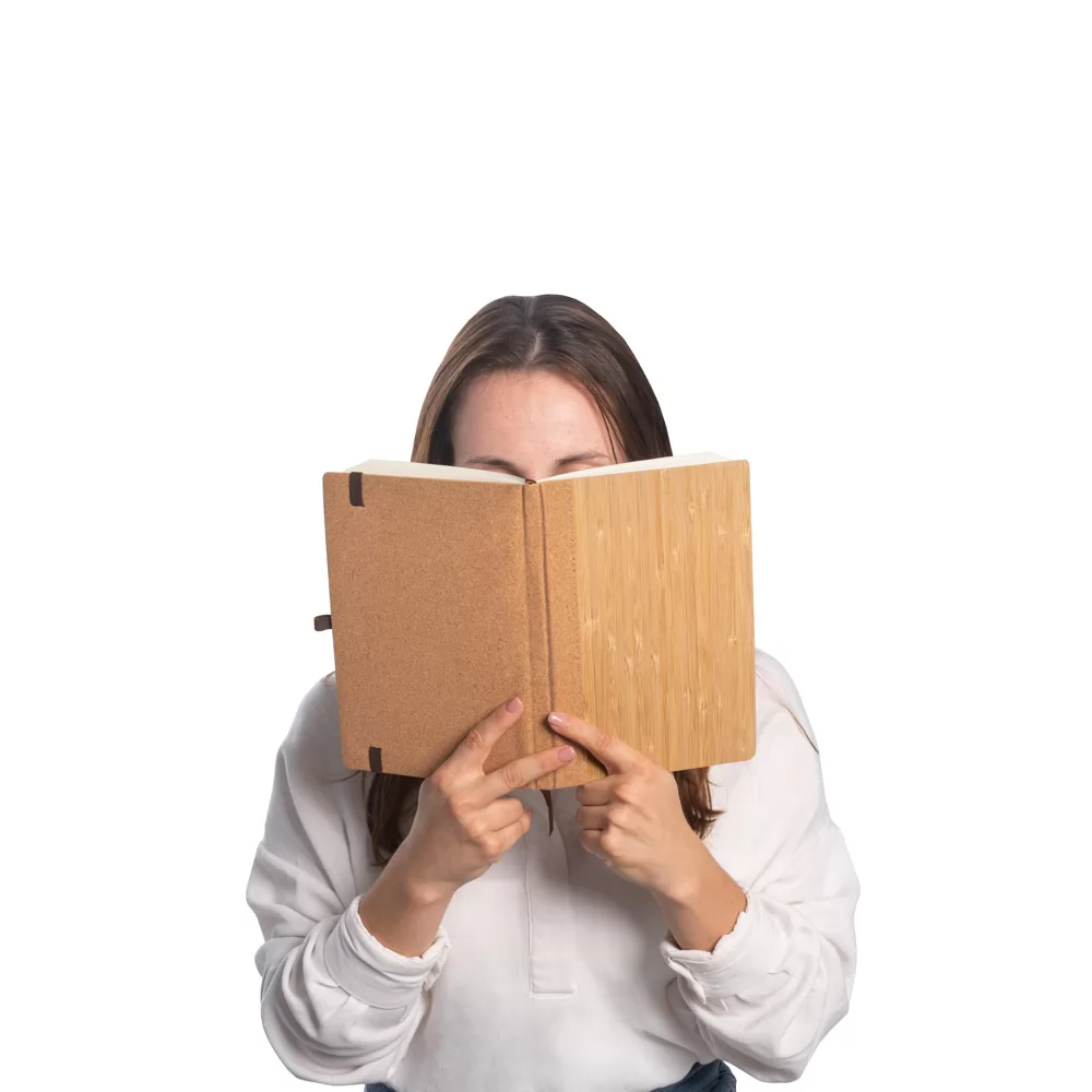 Caderneta A5 de capa dura em folha de bambu e cortiça Personalizada