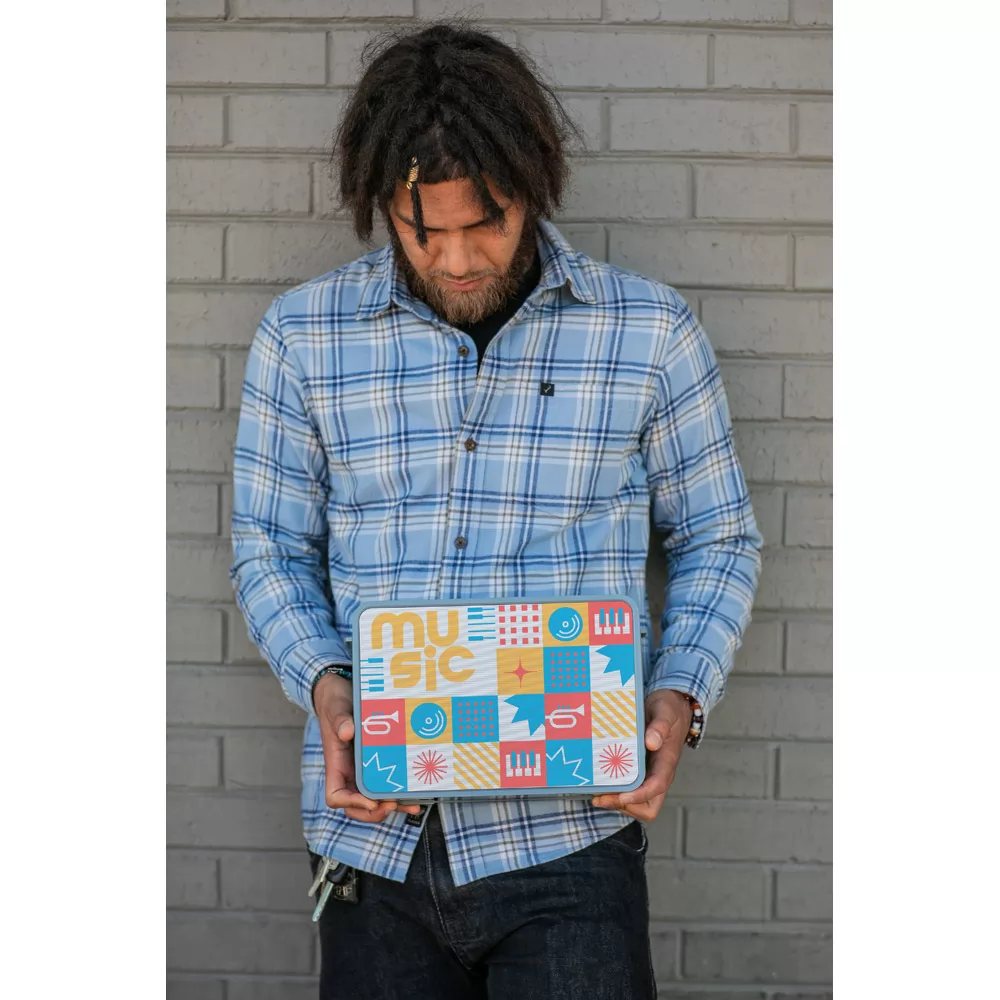 Caixa de som em ABS 100% reciclado com microfone Personalizada