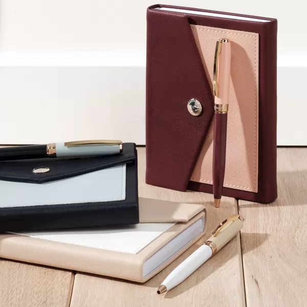 Caneta Esferográfica Premium Cacharrel Personalizada