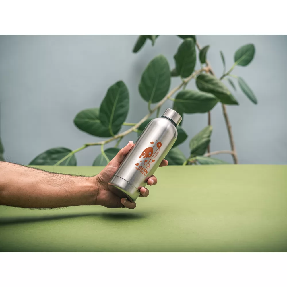 Garrafa em aço inox (90% reciclado) 550ml Personalizada