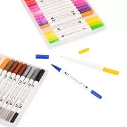 Kit Canetinhas Ponta Dupla 100 Cores Personalizado Kit Canetinhas Ponta Dupla 100 Cores Personalizado