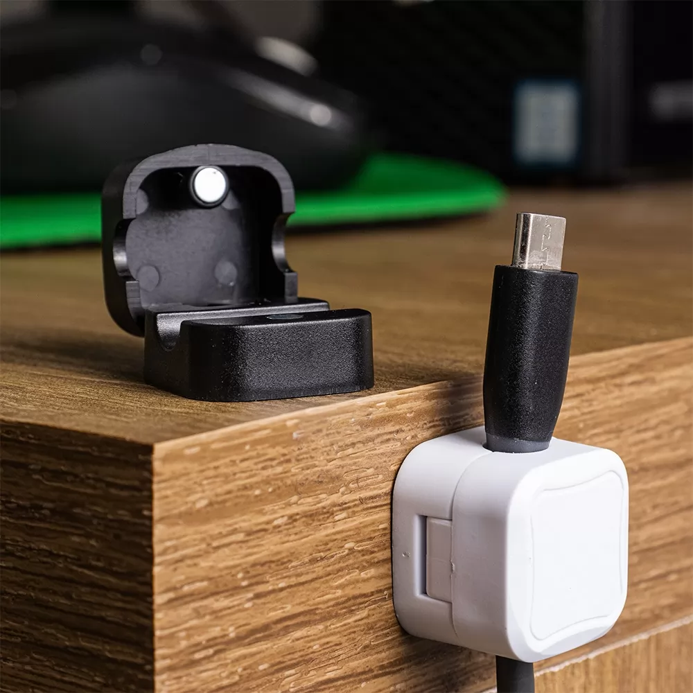 Organizador Magnético de Cabos Personalizado