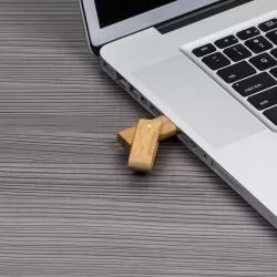 PEN DRIVE BAMBU 16 GB GIRATÓRIO Personalizado